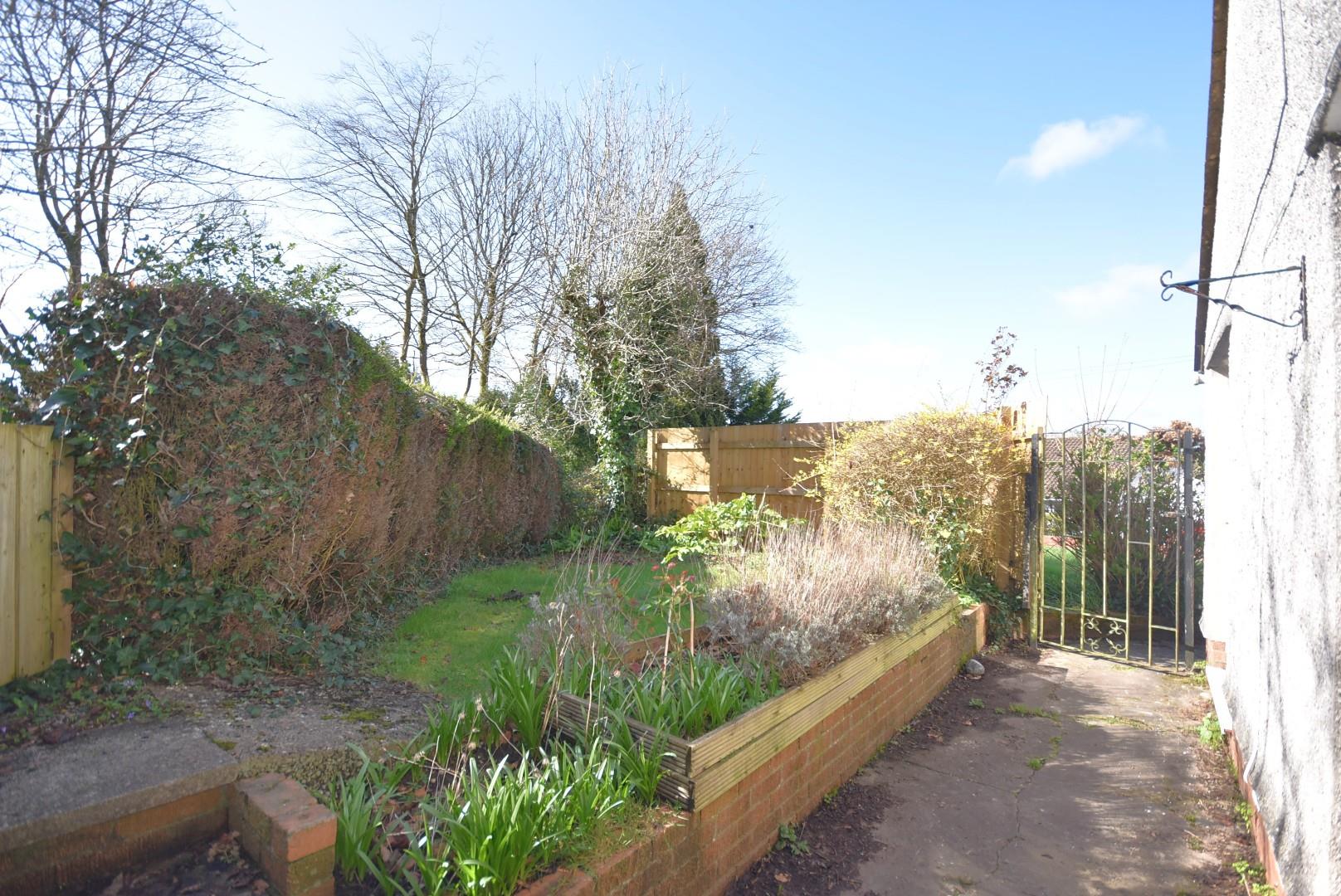 11 Longmeadow Drive, Dinas Powys, CF64 4TA